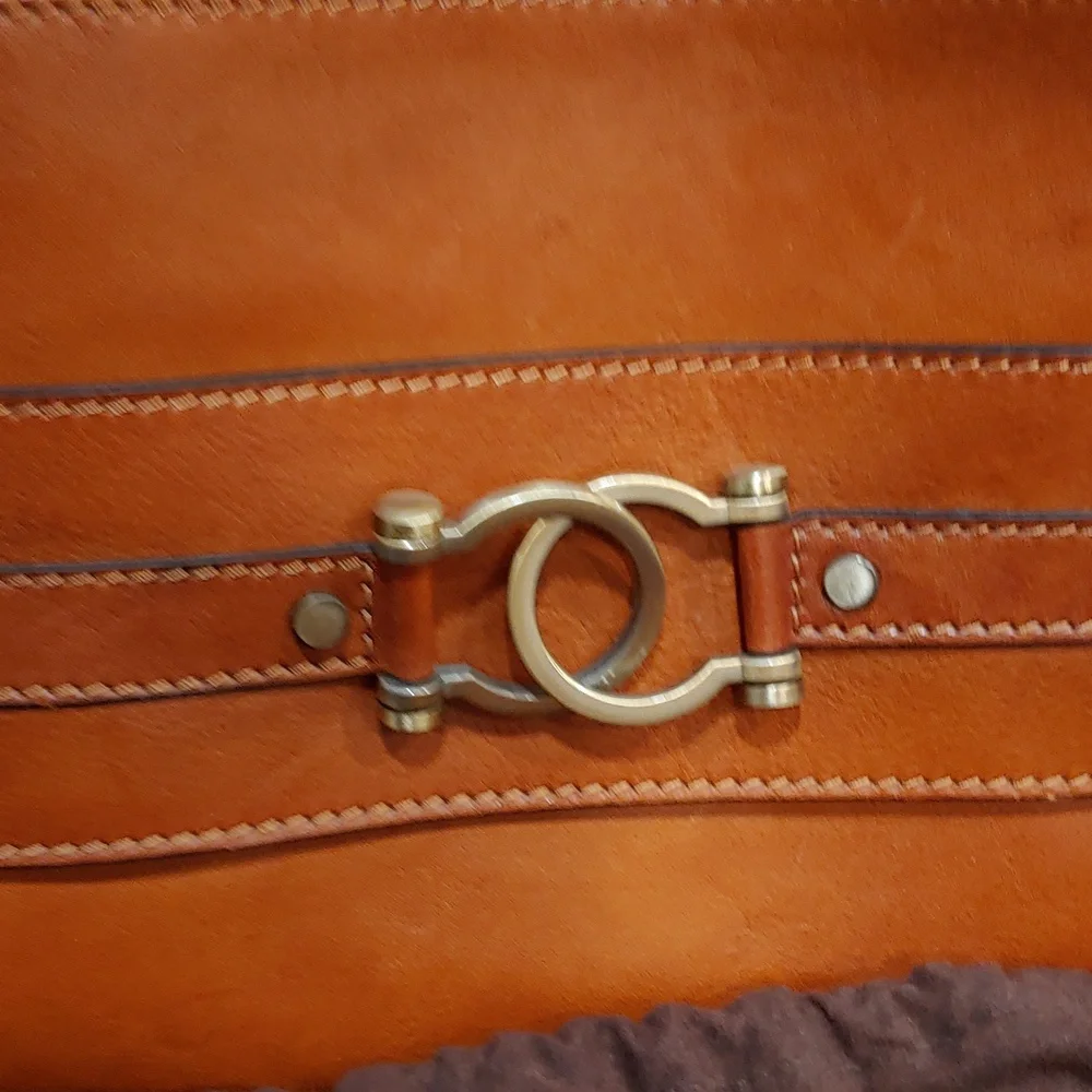 LEATHER CLUTCH - Picture 2 of 7